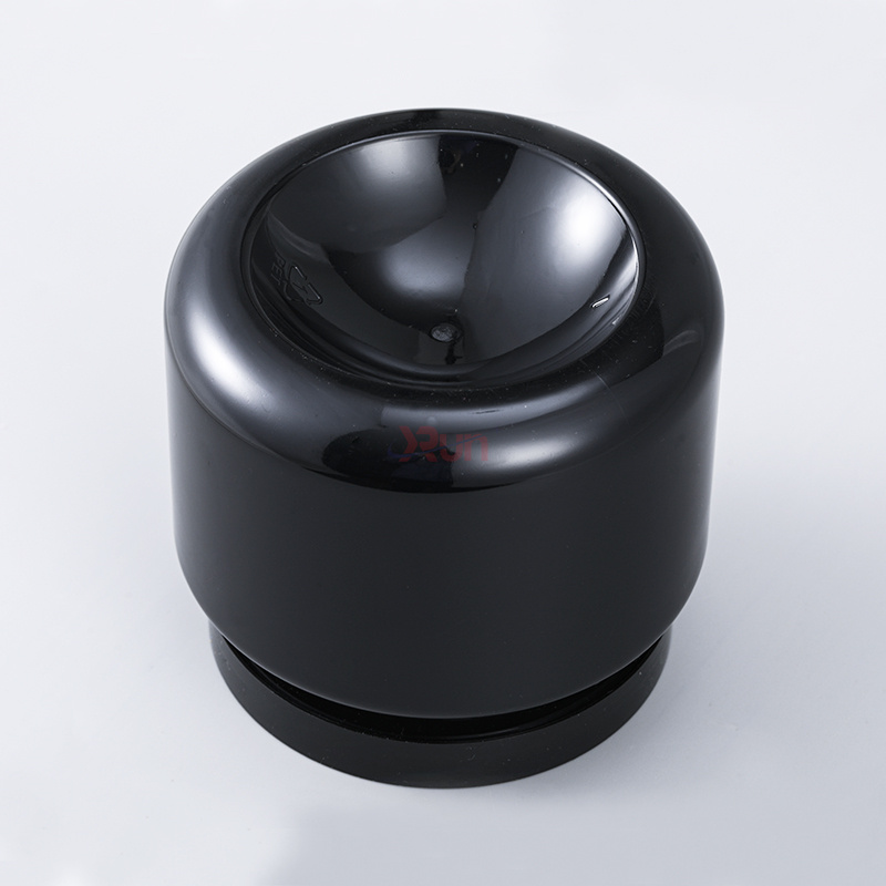 The production of jars for pharmaceutical manufacturing focuses on the black plastic jar for supplement packaging with aluminum foil seal liners.